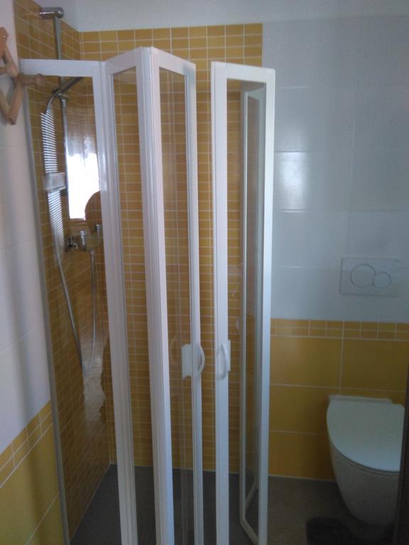 Ristoro 25 Aprile Hotel Tolmezzo Kültér fotó